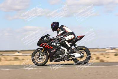 media/Nov-03-2024-TrackDaz (Sun) [[44580f4982]]/B Group/1220pm (Wheelie Bump)/